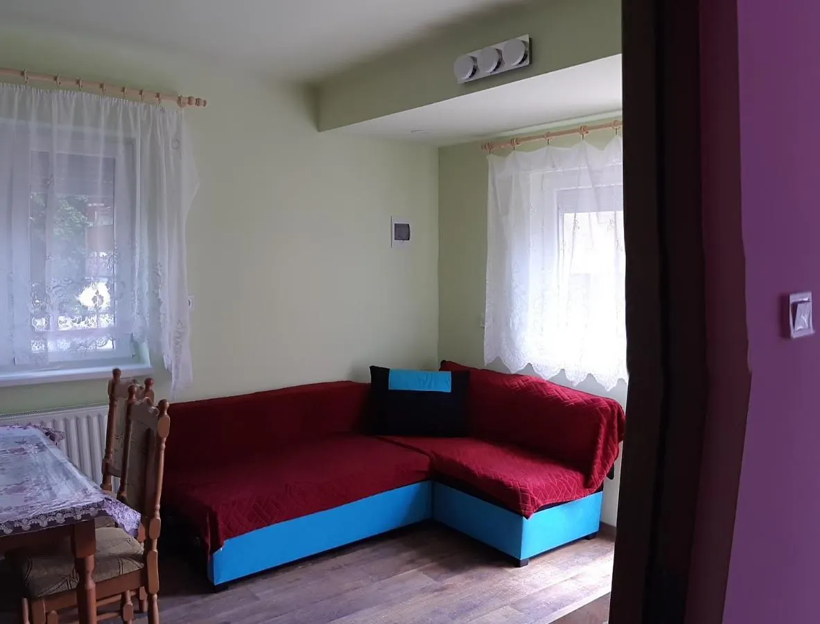 Rozsa Nyaralo Villa Hajduszoboszlo