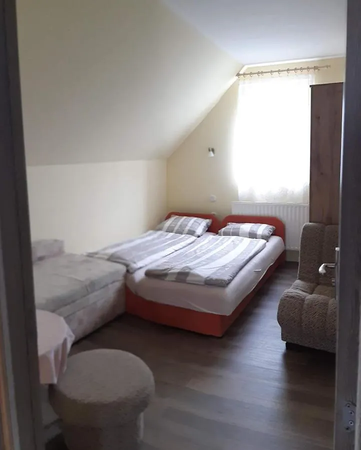 Rozsa Nyaralo Villa Hajduszoboszlo