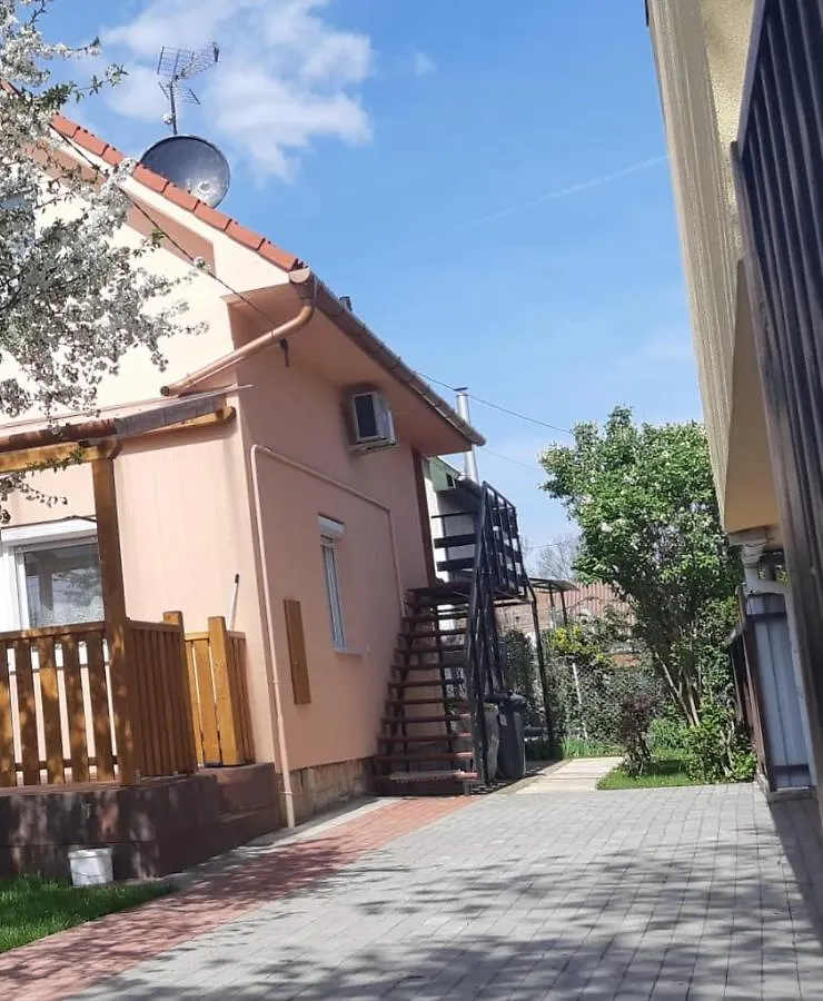 Rozsa Nyaralo Villa Hajduszoboszlo Holiday home